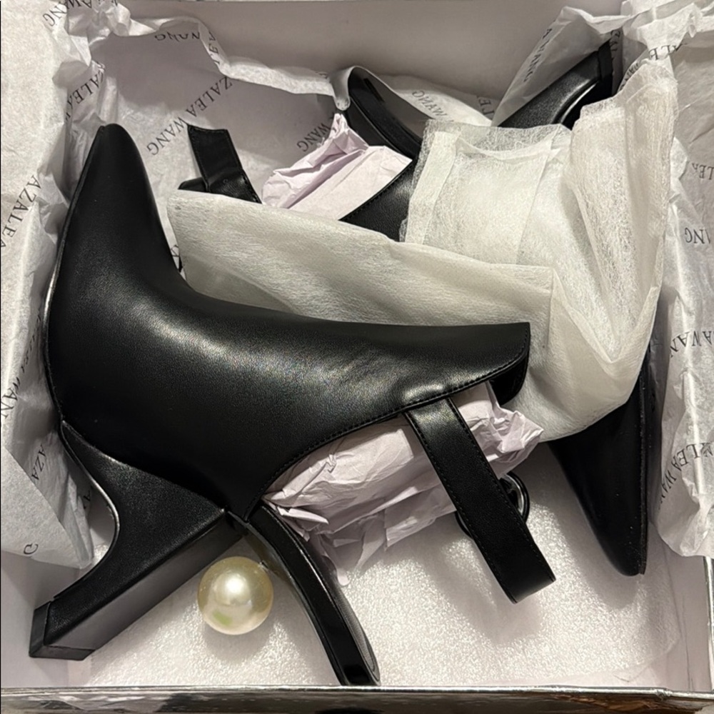 Azalea Wang Booties